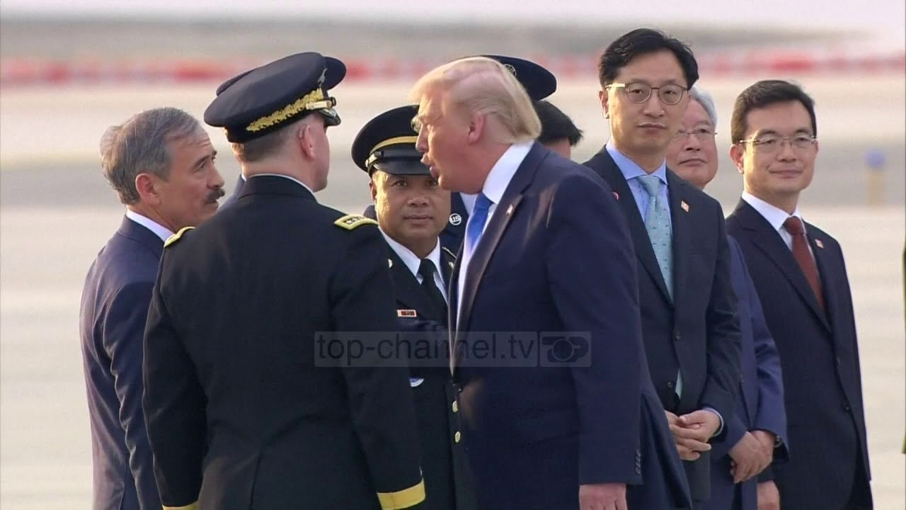 Trump fton Kim/ Takim në zonën e demilitarizuar - Top Channel Albania - News - Lajme