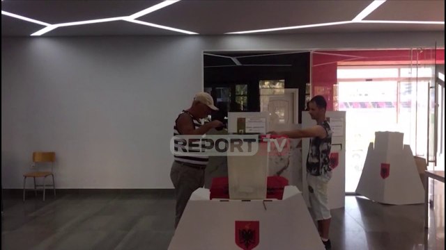 Vlorë/ Nis dërgimi i kutive në KZAZ-të, pritet të fillojë procesi i numërimit