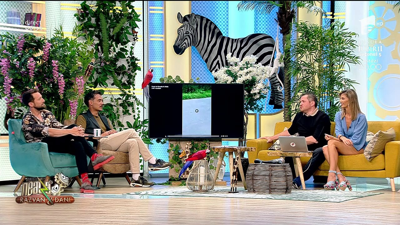 Neatza cu Răzvan și Dani. Dani Oțil și Răzvan Simion, amintiri din liceu: Prietenul nostru care avea succes la fete mesteca gumă mereu, dar niciodată nu-și cumpăra!