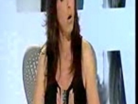 Letizia Ortis: principessa in mutande