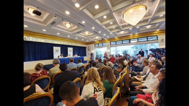 Report TV -Kryesuesja e misionit të OSBE/ODIHR: Votim i qetë dhe paqësor