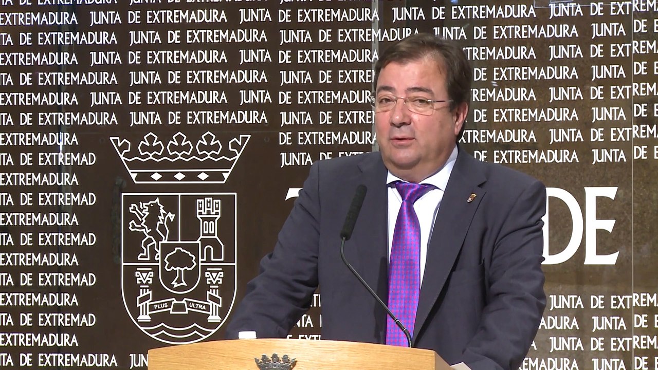 Vara aumenta las consejerías de su Gobierno de seis a nueve