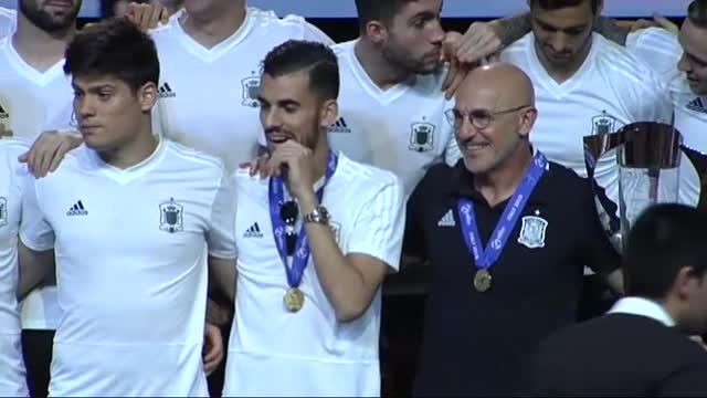 Homenaje a los campeones de Europa en la RFEF
