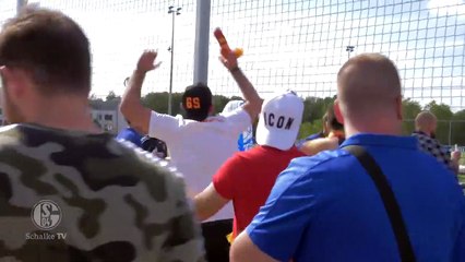 Galatasaray taraftarı Ozan Kabak'ı karşıladı