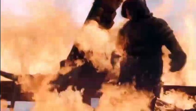 MAD Queen Daenerys Burns King's Landing Game of Thrones Season 8 Episode 5