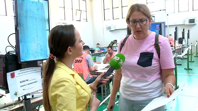 Përfaqësuesit e partive që ndjekin procesin në çdo hap- Top Channel Albania - News - Lajme