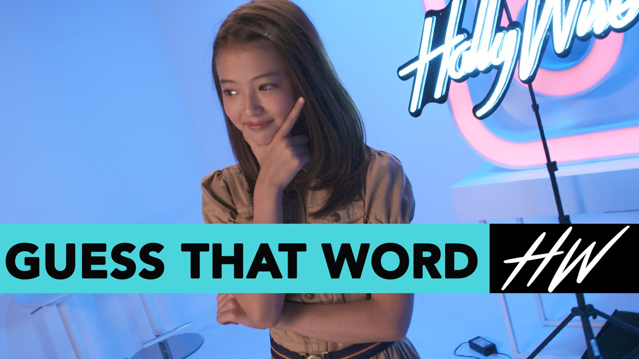 BLACKPINK Fan Girls Over Ella Gross From "Heathers"!!