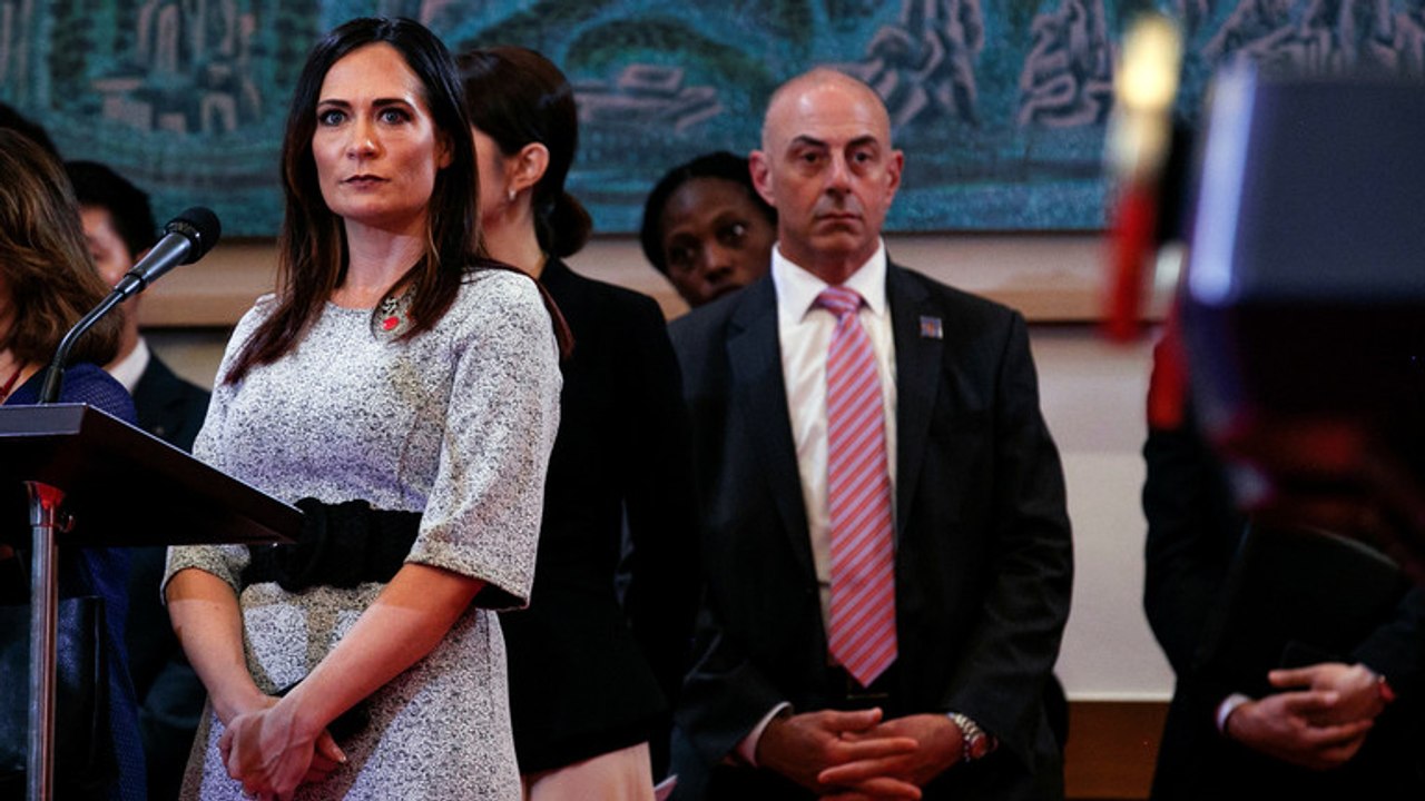 إصابة المتحدثة باسم البيت الأبيض في شجار مع مسؤولين كوريين