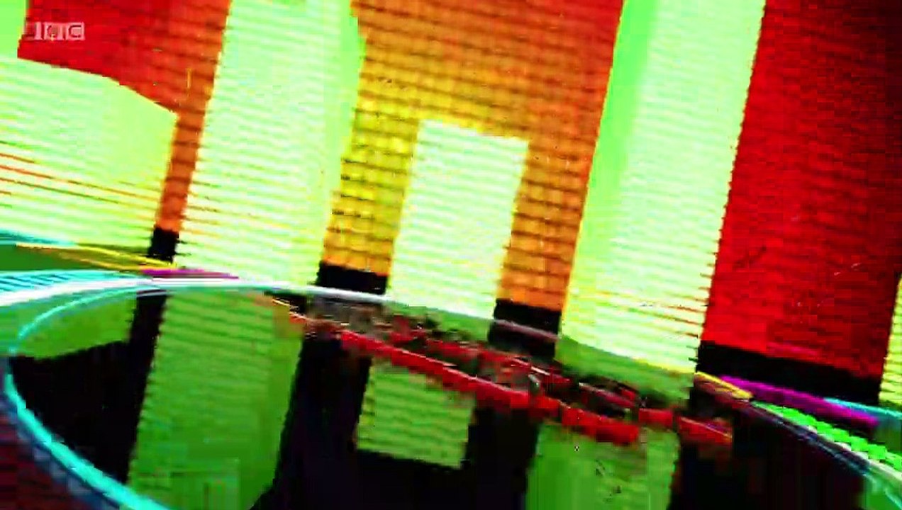 4_OClock_Club-s02e01-New_Term