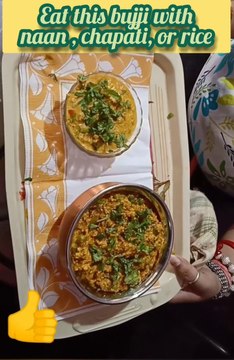 how to make Paneer bhurji with homemade paneer in English and Hindi /घर के बने पनीर से पनीर भुर्जी ग्रेवी और पनीर भुर्जी ड्राई दोनों तरीके से कैसे बनाएं।