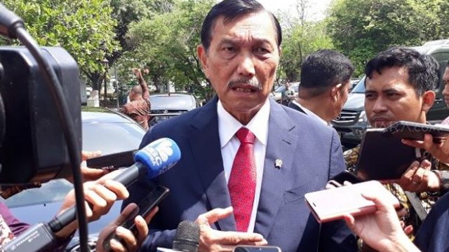 Beri Sanksi Garuda Indonesia, Luhut: Anak Muda Mandang Menteri Bisa Ditipu