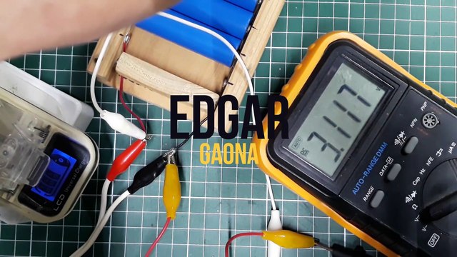 Cargador de baterías 18650 casero y con materiales reciclados