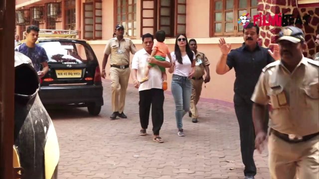 Kareena Kapoor Khan poses with Angrezi Medium team in London | FilmiBeat