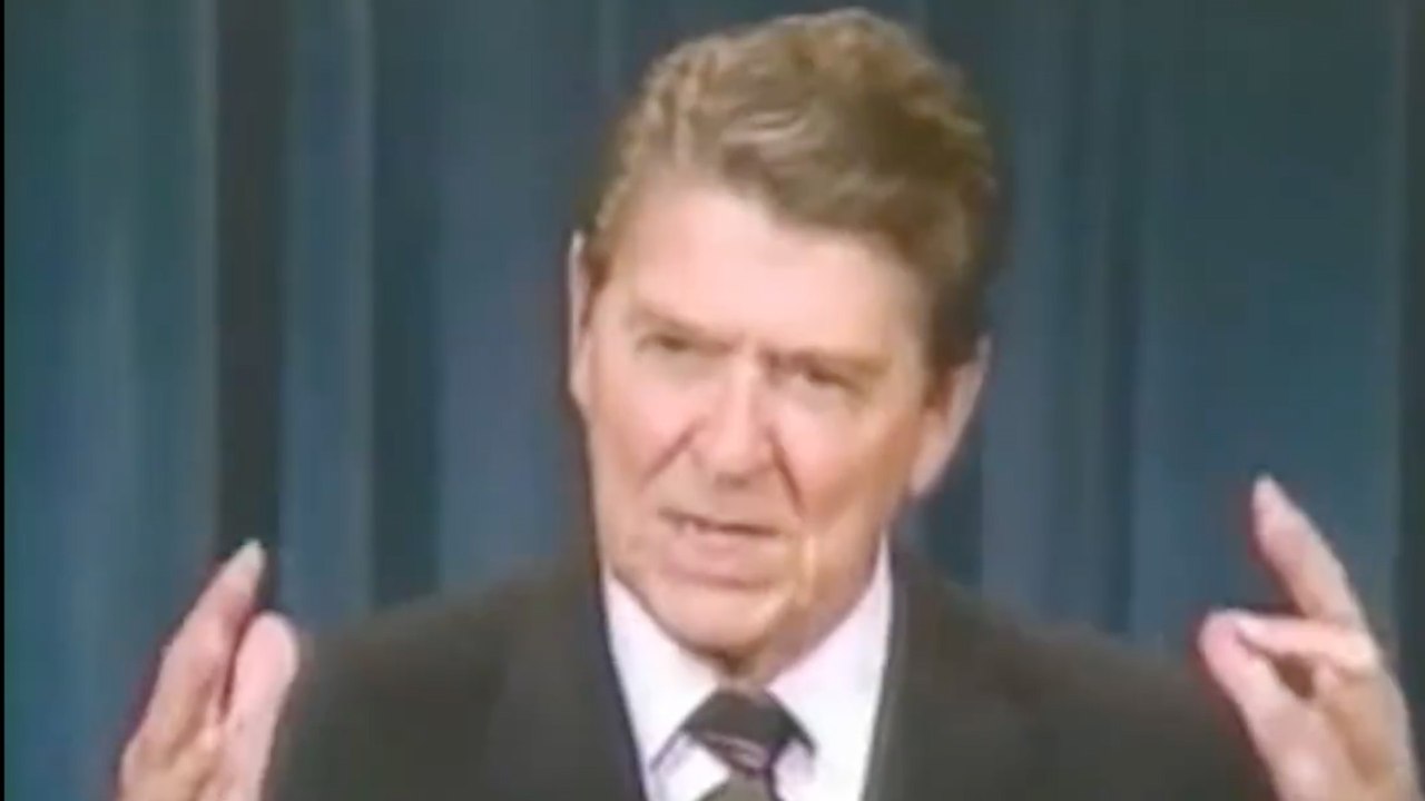 FUNNY - Reagan Liked To Tell Soviet Russia Jokes