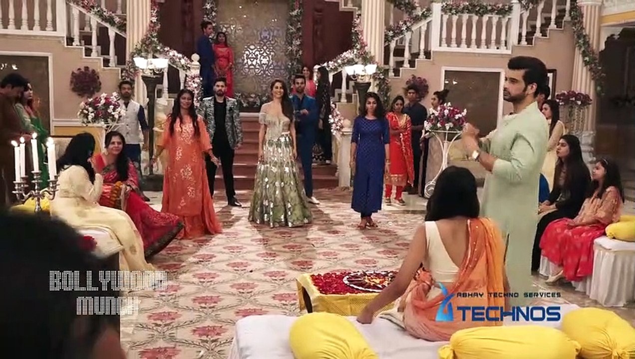 On Location Of Music Video With Karan Kundra & Anusha Dandekar