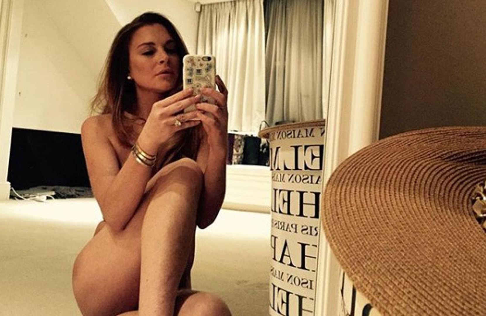 Lindsay lohan leaked nude photos