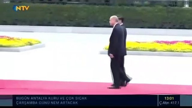 Canlı yayında yaptığı gaf olay olan Oğuz Haksever yine yakalandı!