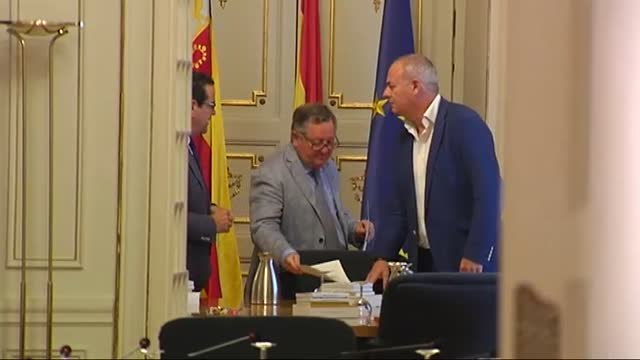 El presidente de las Corts denuncia a la fiscalía la petición de Vox sobre ayudas a colectivos LGTBI