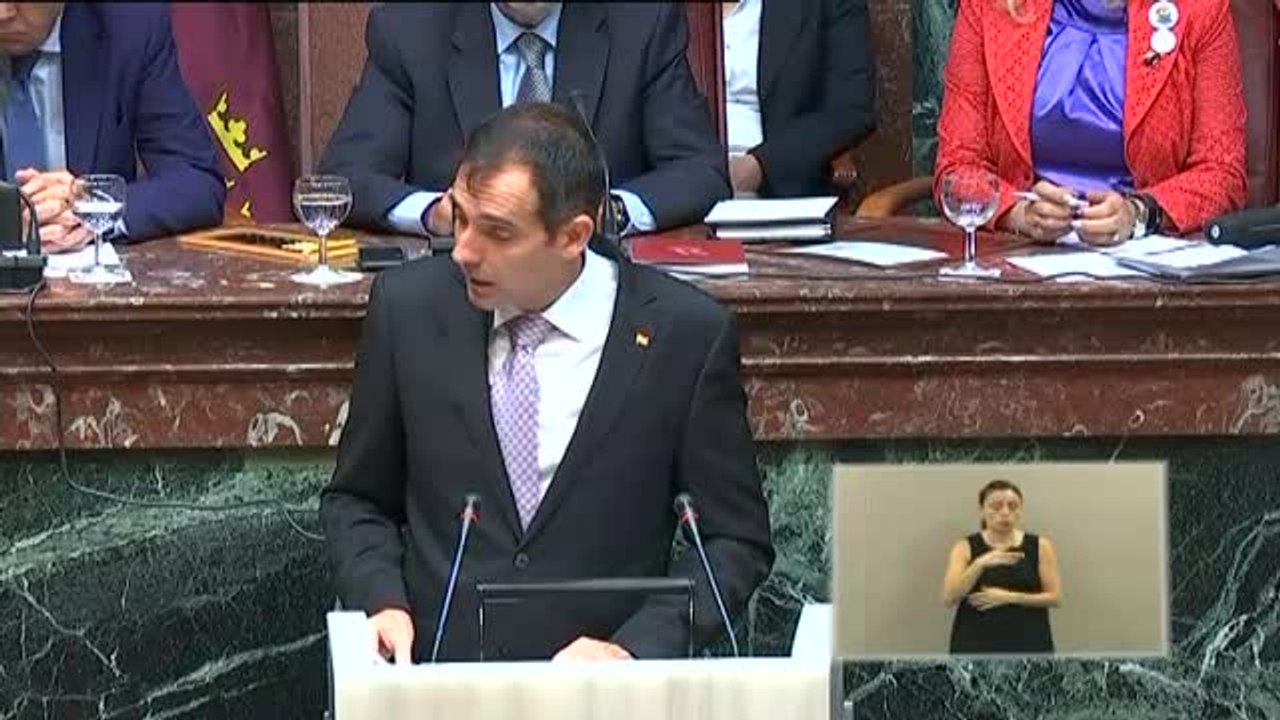 Las condiciones de VOX ponen en riesgo los gobiernos de derecha en Murcia y Madrid