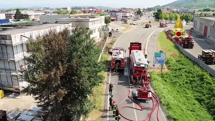 Brendola (VI) - Incendio in fabbrica di vernici il giorno dopo (02.07.19)