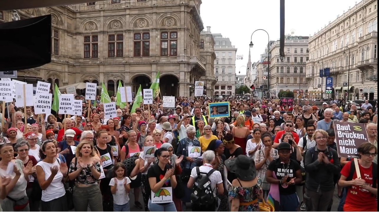 Demo für Sea-Watch-Kapitänin Carola Rackete in Wien