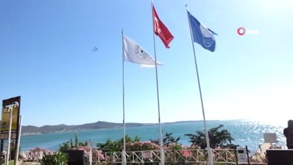 Burhaniye'de 4 plaja mavi bayrak çekildi