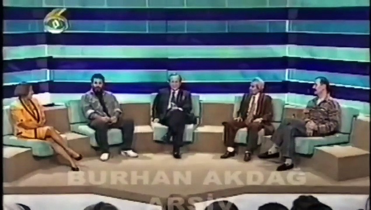Aile Bakanı Betül Sayan: Sen sen ol güvenme i.neyle berbere