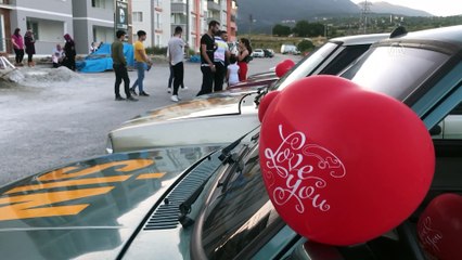 Evlilik teklifini motor kaputuna yazdırdı - KARABÜK