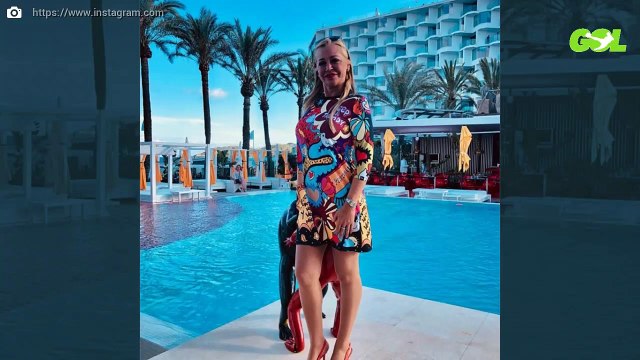 “¡Es más choni que Belén Esteban!”. Aurah Ruiz y su vestido transparente