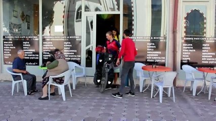Alman hemşire bisikletiyle dünya turunda - SİVAS
