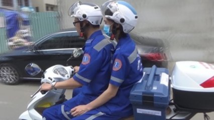 Motoambulancias para salvar vidas en medio del tráfico de Vietnam
