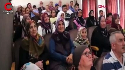 Köydeki eski okulu sinema salonuna çevirdiler