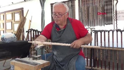 Kayseri'de Devrek bastonu ilgi gördü