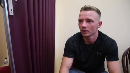 Josh Holmes beats late replacement Dylan Draper