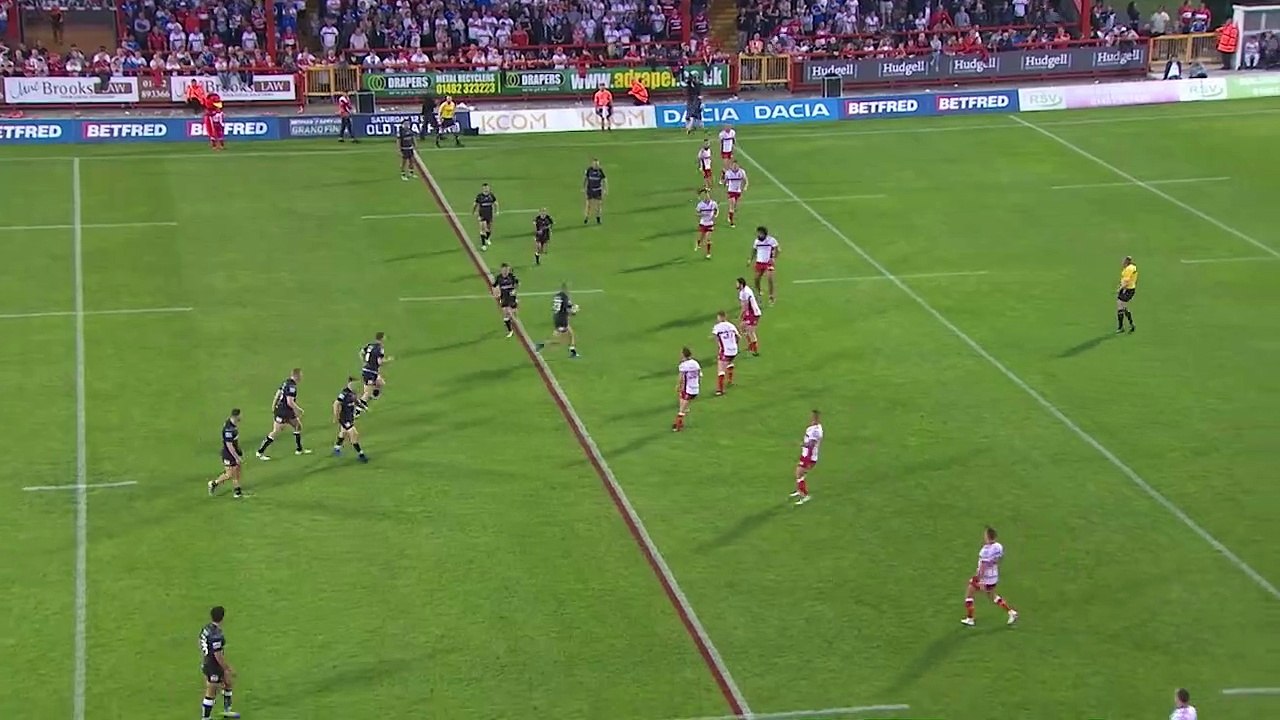 Le rugbyman anglais Joe Westerman se reboite lui-même le genou