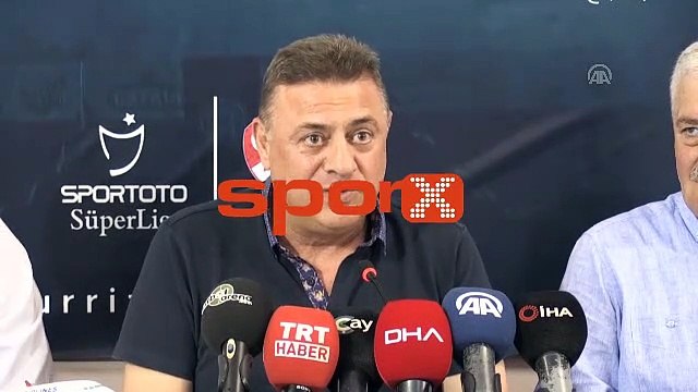 Çaykur Rizespor, Atakan Akkaynak'la sözleşme imzaladı