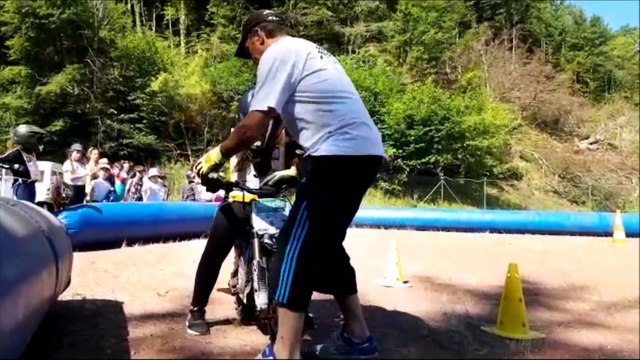 Les minimotos entrent au périscolaire