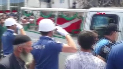 ERZURUM Ayvacık'ta denizde boğulan polis, Erzurum'da toprağa verildi