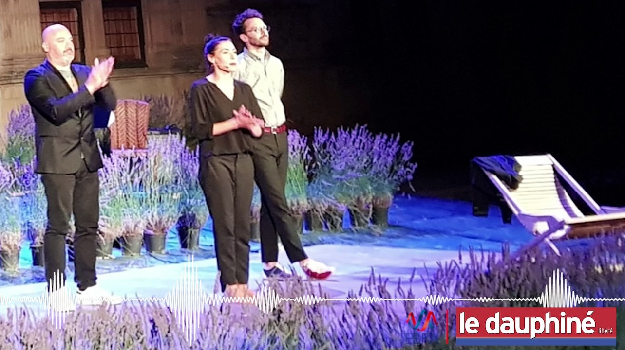 PODCAST Olivia Ruiz, Françoise Sagan et le château de Grignan : "C'est très jouissif"