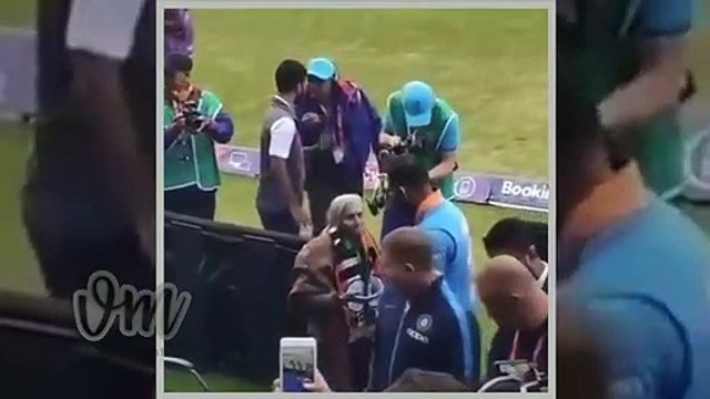 Virat Kohli and rohit sharma Seeks Blessings From 87 year Old Fan | Best MOMENT of the match