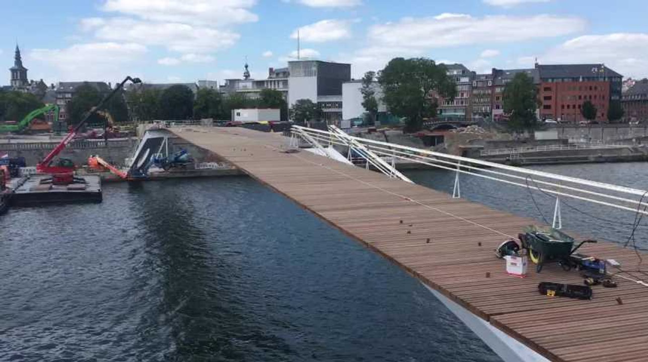 Namur: le plancher de L’Enjambée a été installé