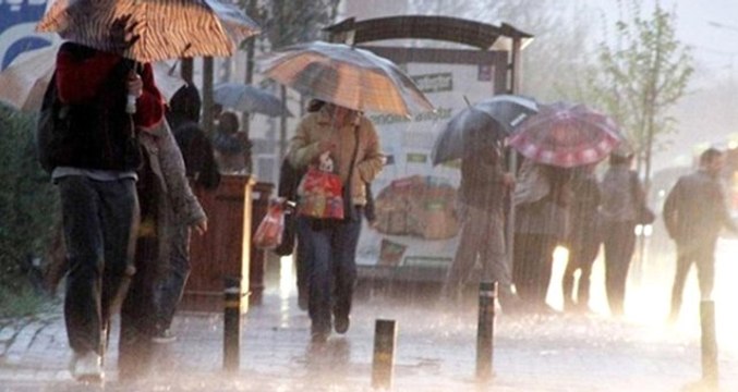 Meteoroloji vatandaşları uyardı! Sağanak yağış ve kuvvetli rüzgar bekleniyor