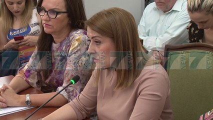 MANASTIRLIU PROPOZON TE NDALOHEN EDHE CIGARET ELEKTRONIKE - News, Lajme - Kanali 7