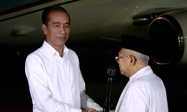 Demokrasi Setengah Hati - SATU MEJA THE FORUM (1)