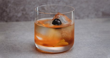 Añejo Old Fashioned Cocktail Recipe - Liquor.com