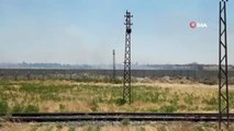 Teröristler sınır hattındaki mayınlı bölgeyi ateşe verdi