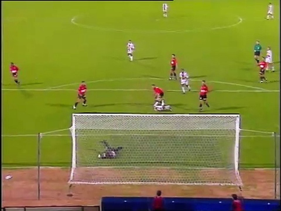 29/07/00 : OL-SRFC : carton rouge César (90'+4)