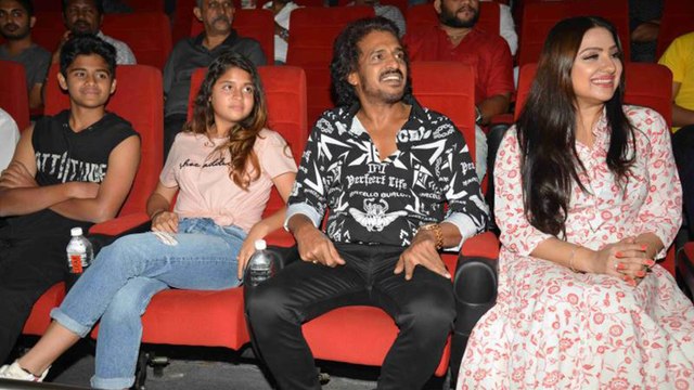 Devaki Kannada Movie: ಪತ್ನಿಯ ಸಿನಿಮಾ ನೋಡಿ ರಿಯಲ್ ಸ್ಟಾರ್ ಉಪೇಂದ್ರ ಹೇಳಿದ್ದು ಹೀಗೆ | FILMIBEAT KANNADA