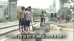 रेलवे ट्रैक पर स्टंट के नाम पर जिंदगी से खेल