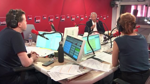 Dominique De Villepin : Je trouve dommage que l'émiettement de la politique fasse qu'on a le sentiment qu'il n'y a pas d'alternative et pas d'alternance possible ; ce n'est pas digne de la France